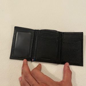 Tommy Hilfiger Wallet